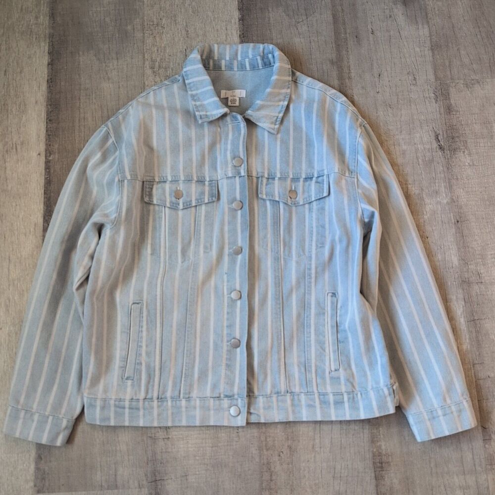 Women's Large L Ivy&Main Blue & White Striped Jean Jacket